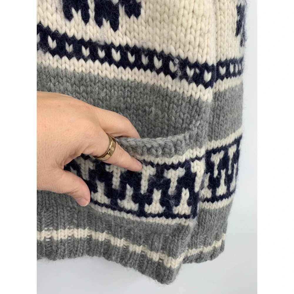 Vintage Gap Sweater Mens Large Hand Knit Zip Cardigan Snowflake Wool Thick Heavy